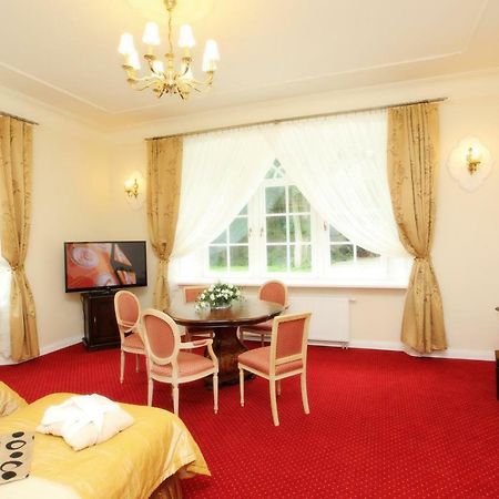 Hotel Dwor Sojki Ngoại thất bức ảnh