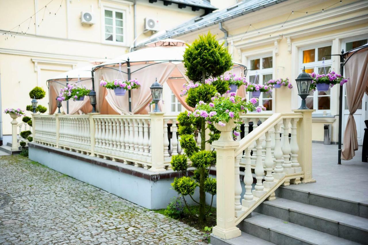Hotel Dwor Sojki Ngoại thất bức ảnh