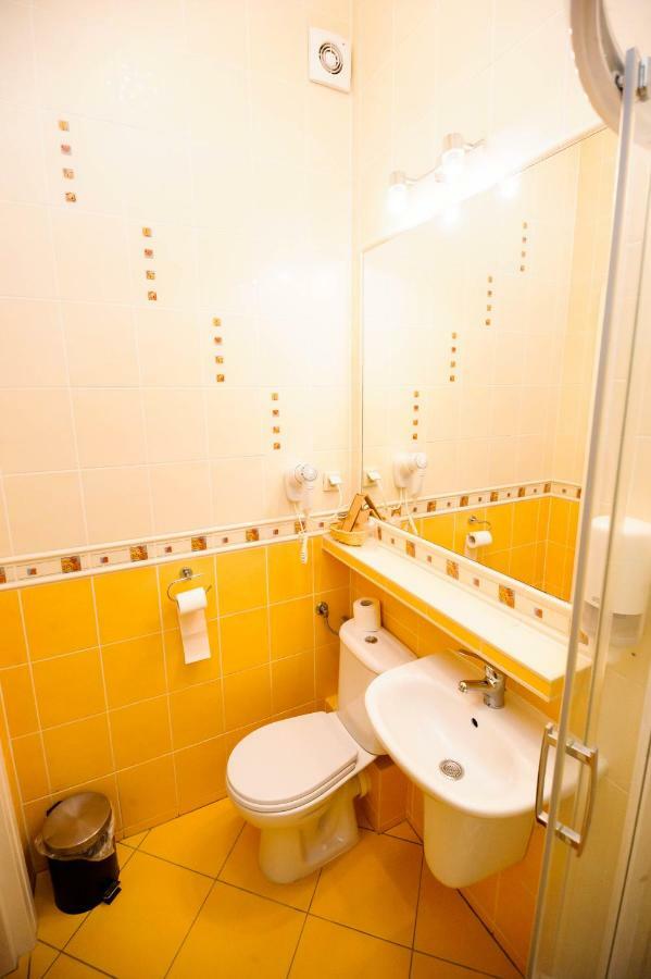 Hotel Dwor Sojki Ngoại thất bức ảnh