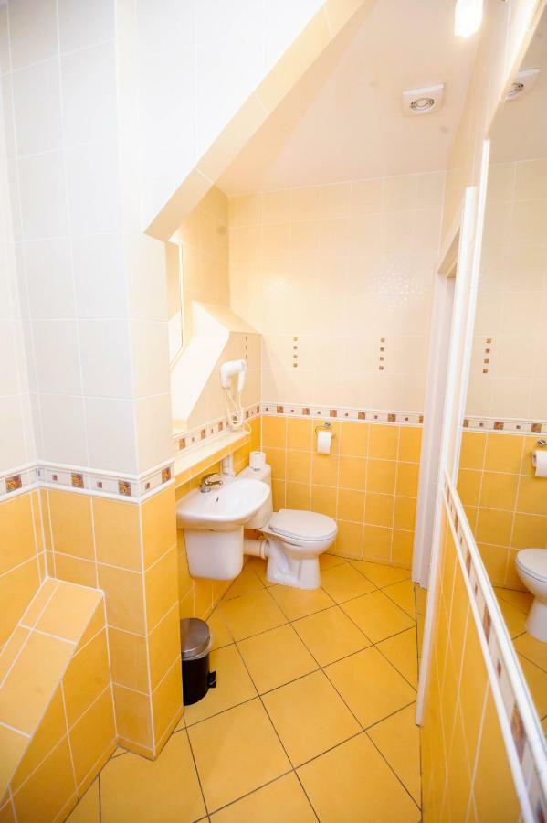 Hotel Dwor Sojki Ngoại thất bức ảnh