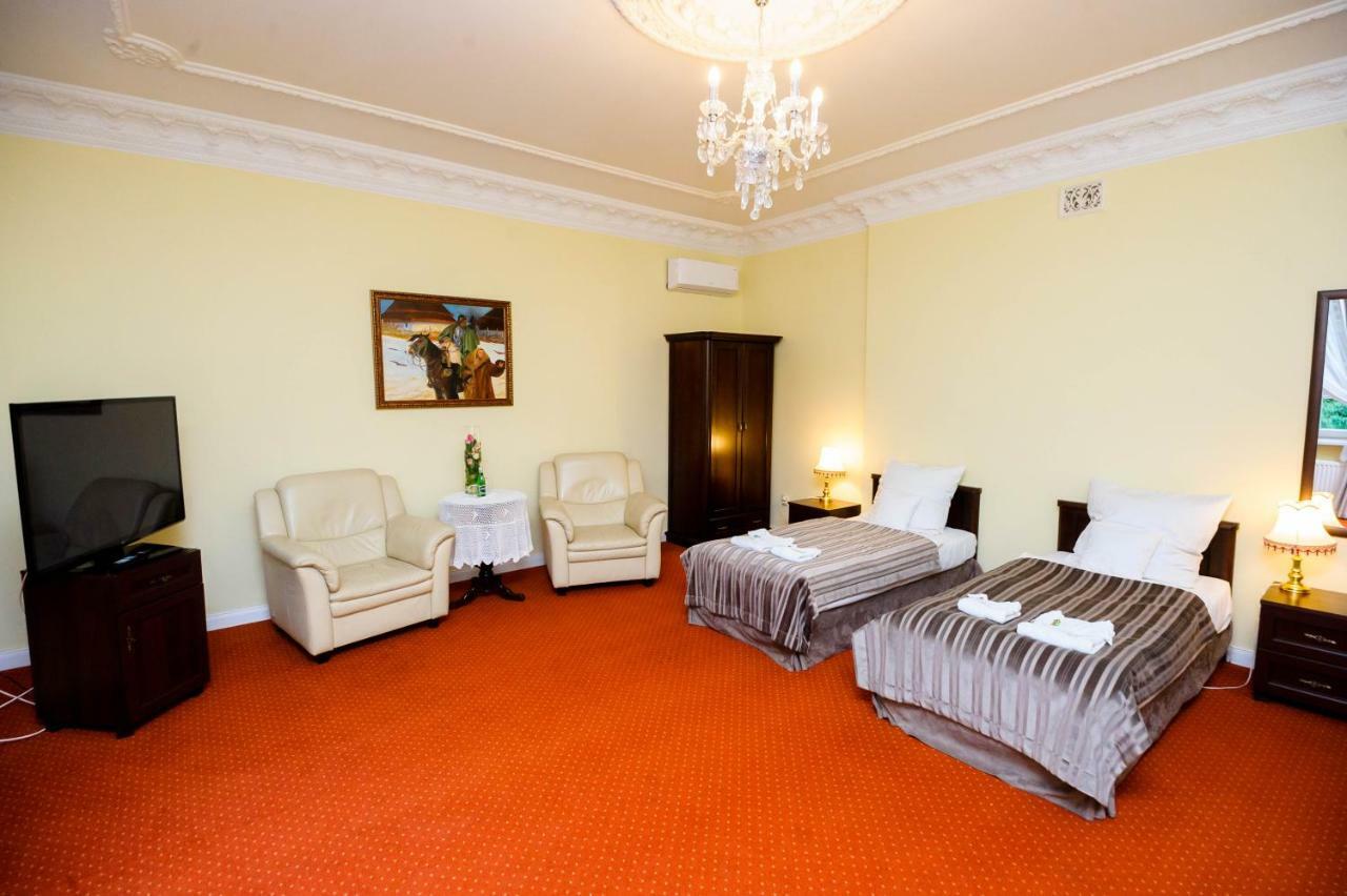 Hotel Dwor Sojki Ngoại thất bức ảnh