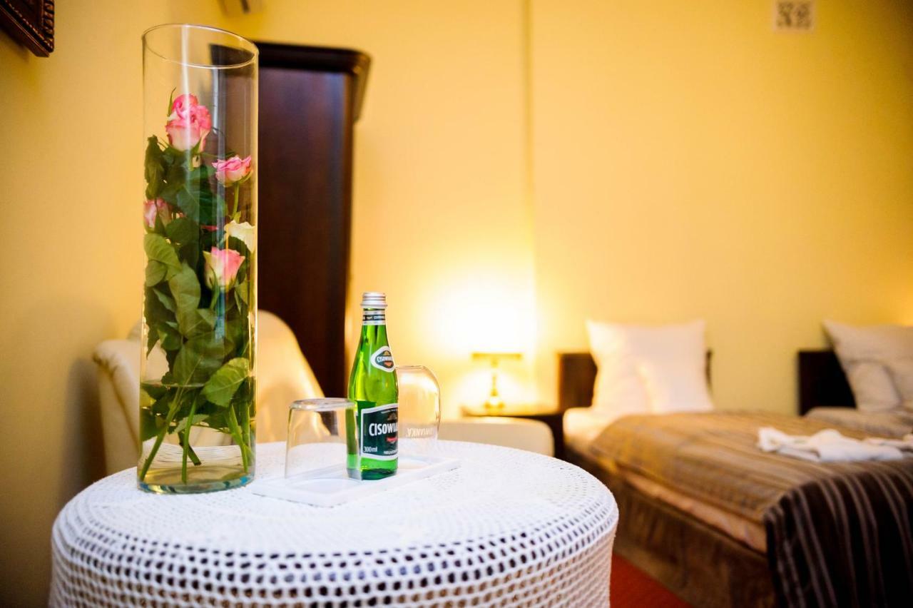 Hotel Dwor Sojki Ngoại thất bức ảnh
